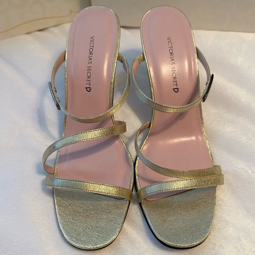 Vintage Victoria’s Secret Strappy Heel Sandal Gold Women’s 7.5-8 New w/ Box